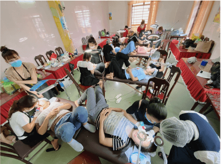 hoc phun xam kiem tien ngayArtboard 57-8